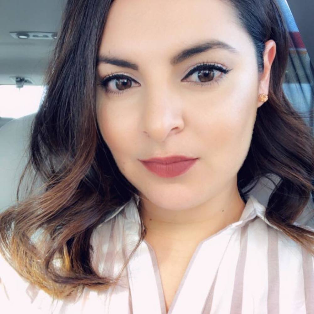 Meet your Posher, Alexandra